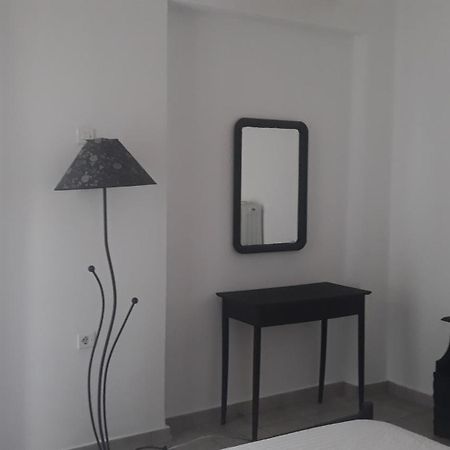 Central Apartments Eretria Luaran gambar