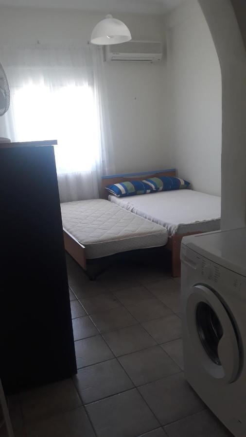 Central Apartments Eretria Luaran gambar