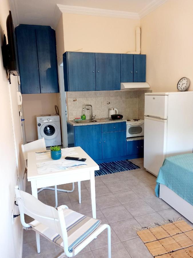 Central Apartments Eretria Luaran gambar