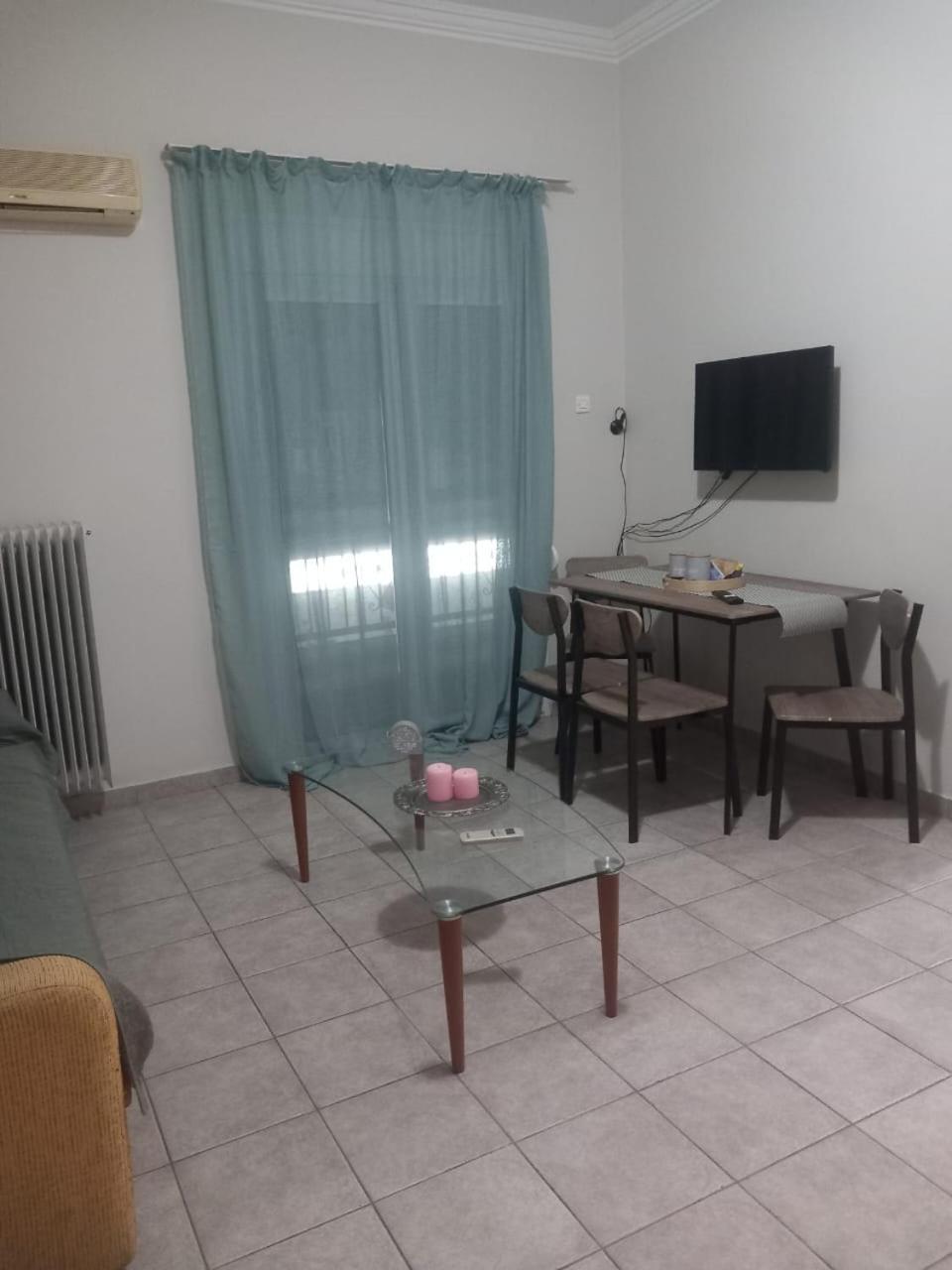 Central Apartments Eretria Luaran gambar
