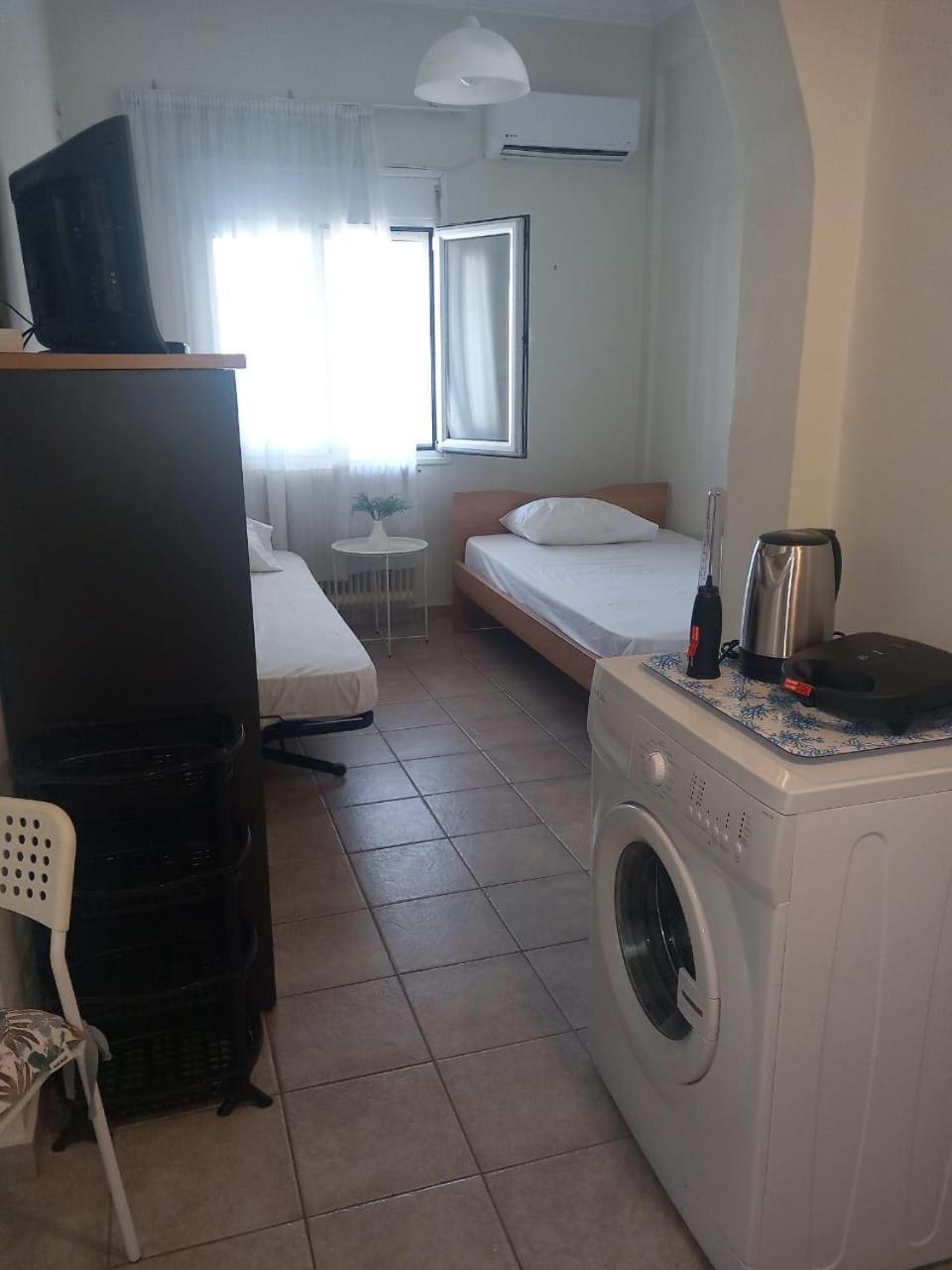 Central Apartments Eretria Luaran gambar